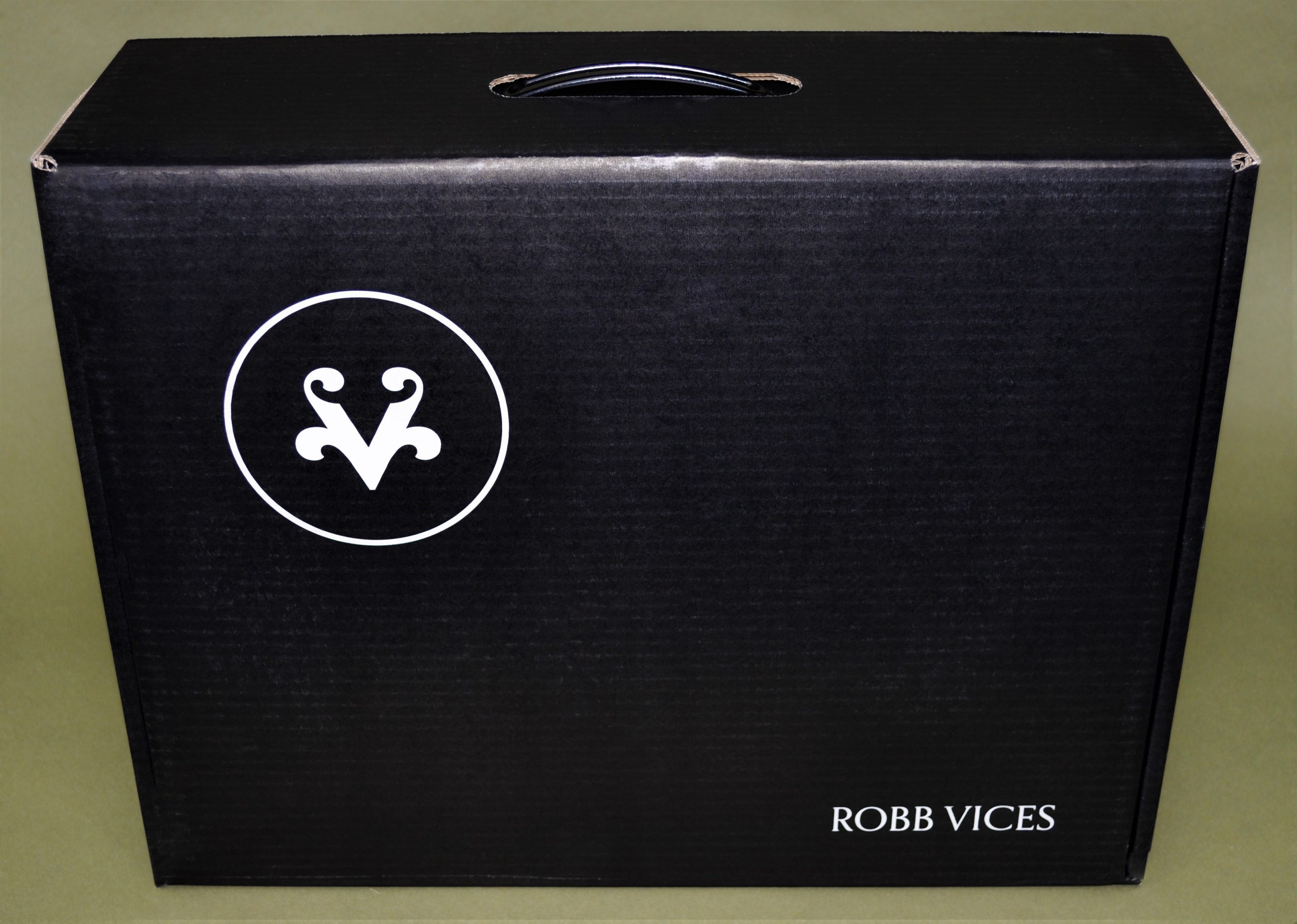 Robb Vices Review July 2019